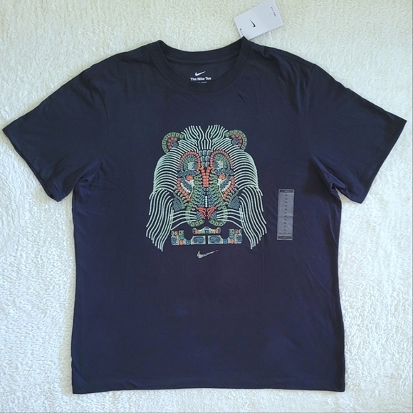 ✨️HP✨️Nike👟 x LeBron James🏀 "Strive For Greatness" Lion's Head🦁 Dri-Fit Tee - Picture 11 of 14